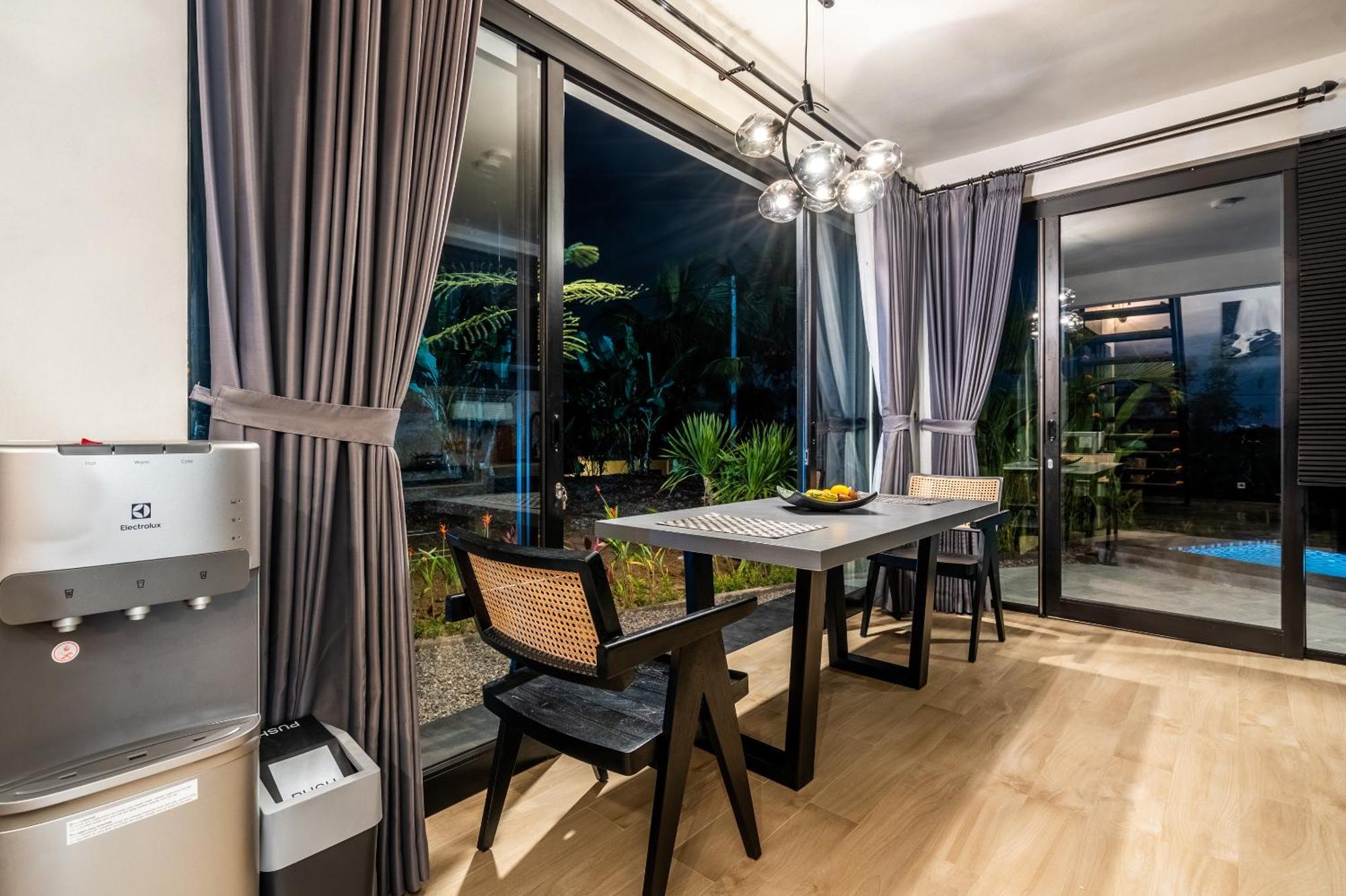 Maple Ridge Ubud Villas Екстер'єр фото