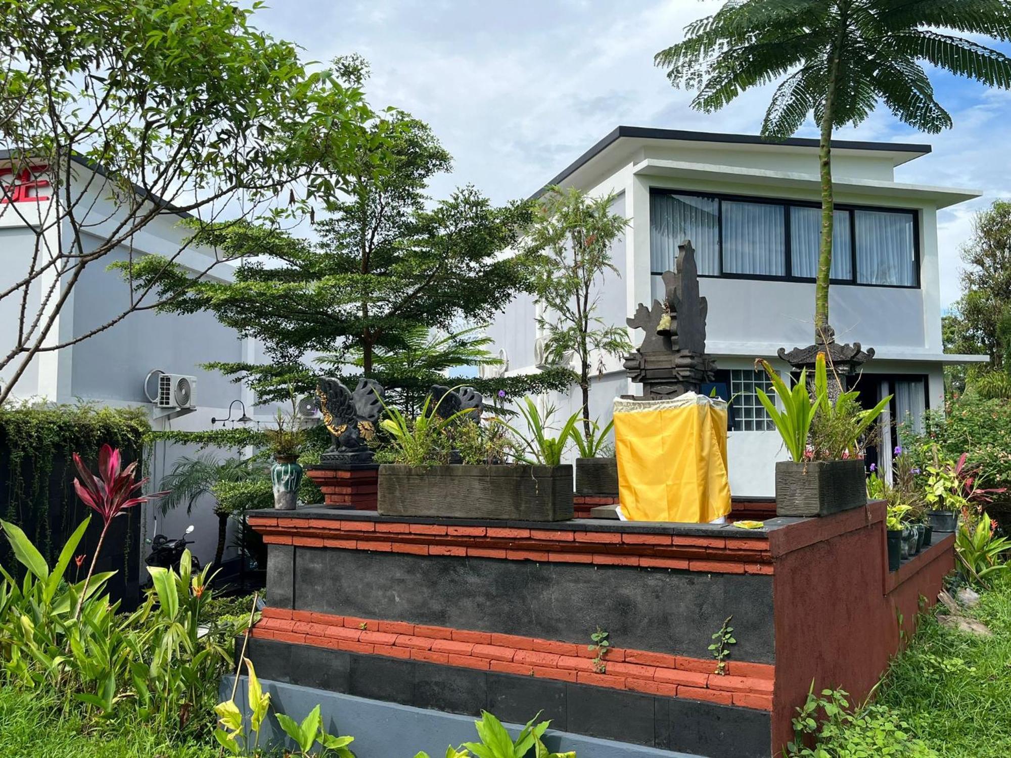 Maple Ridge Ubud Villas Екстер'єр фото